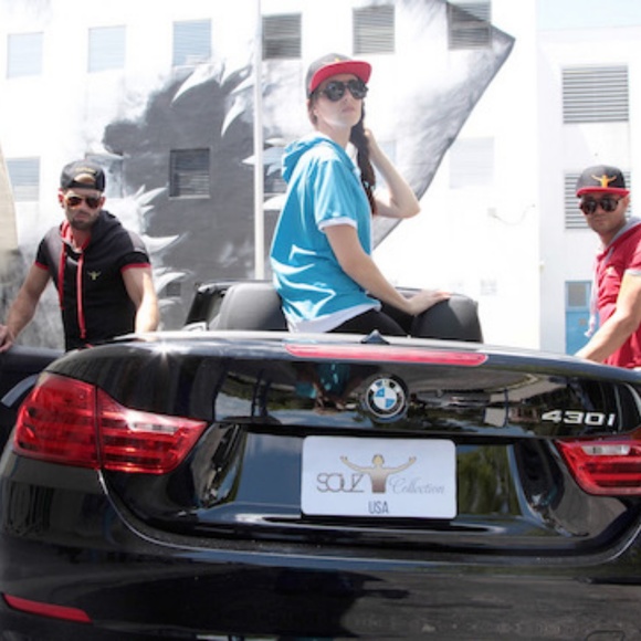 Short Sleeve Red Black Hoodie Men Women Unisex. - Picture 4 of 8